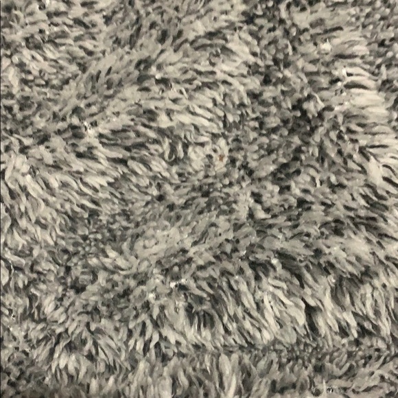 Fluffy-pullover sweater - Picture 4 of 4